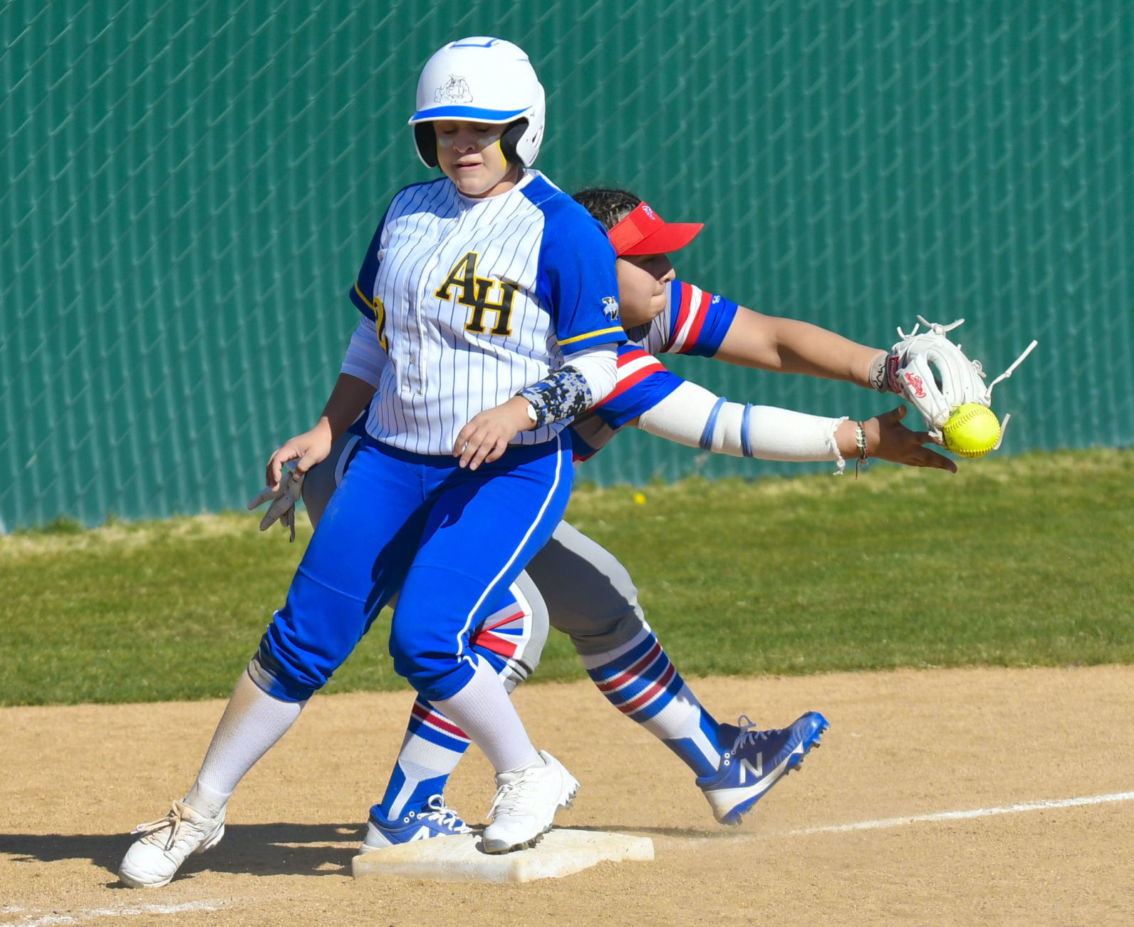 020420 West Hills Hancock softball 02.jpg